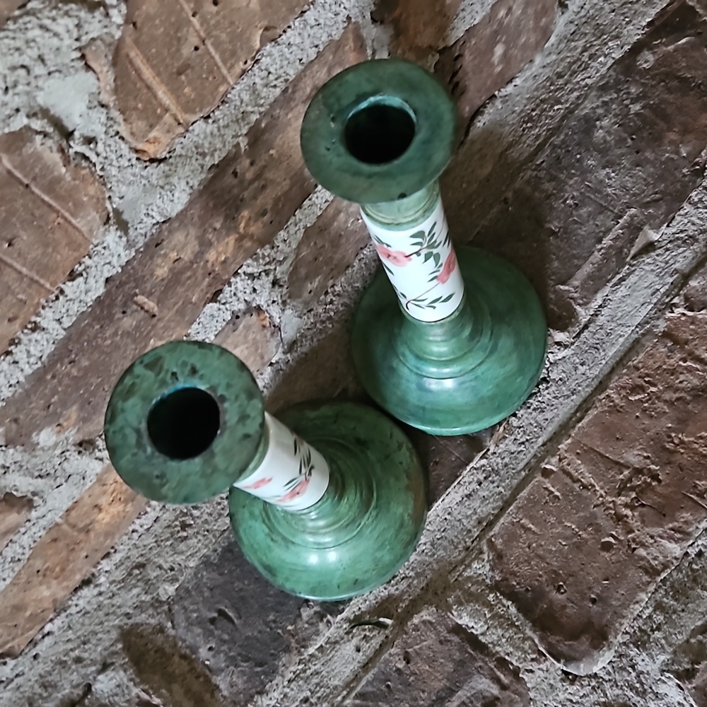 Pair Of Vintage Thailand Candlestick Holders - Picture 2 of 3